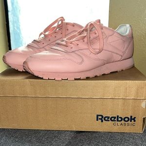 Reebok Classic Size 9 Women’s
